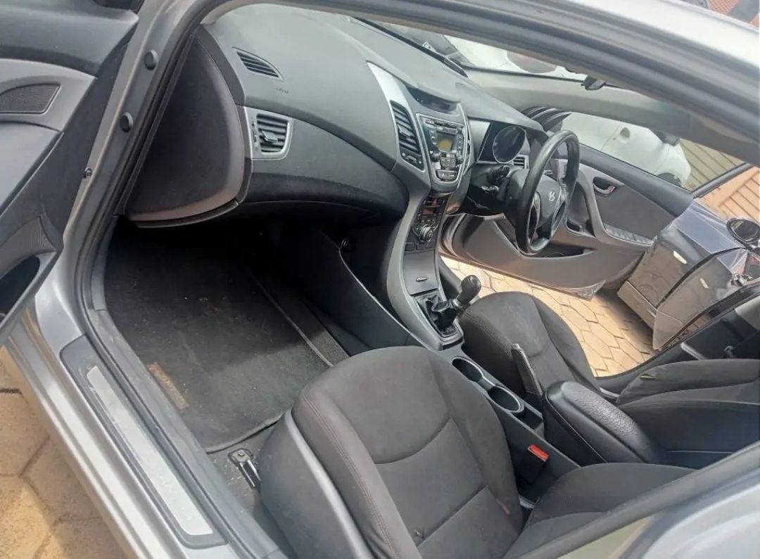 Hyundai Elentra GLS