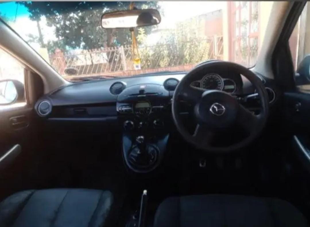 Mazda 2
