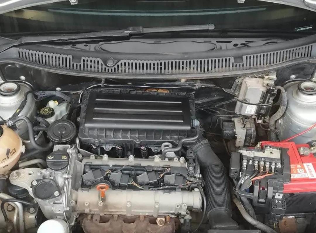 POLO VIVO 1.4